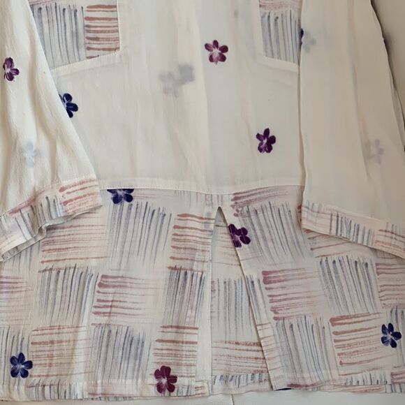 Meeks Rayon Blouse. Size M - Picture 9 of 9